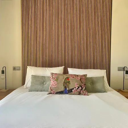 Caballeros - Adults Only Apartment